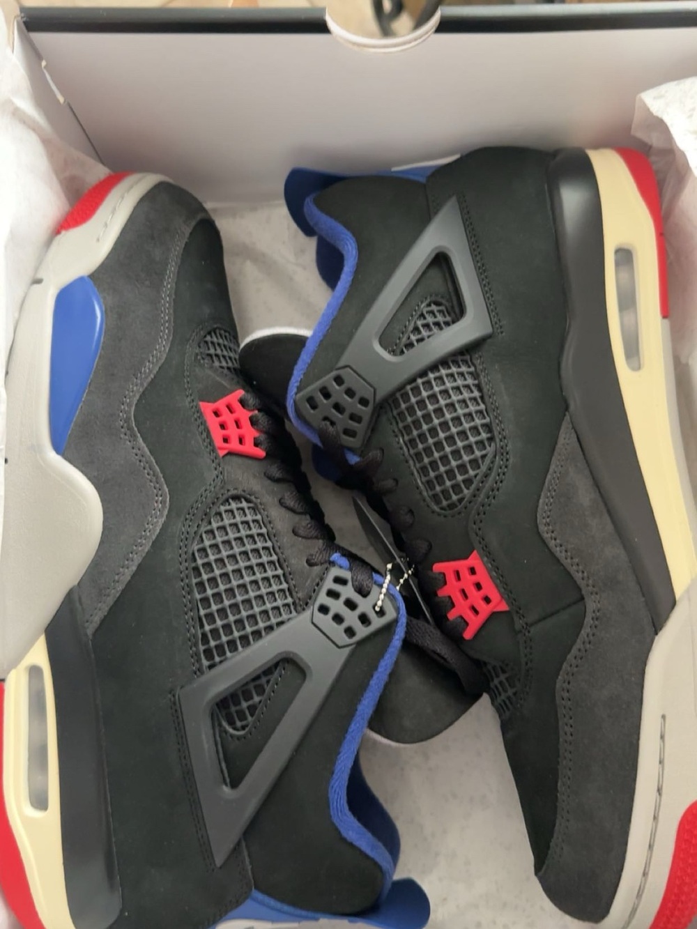 Men's Jordan 4 Air size 10.5